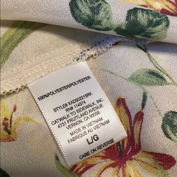 NWT RO & DE Sheer Floral Tank - Picture 7 of 7